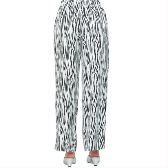 Renee C. Zebra Print Ankle Pants (NWT) - Picture 1 of 3